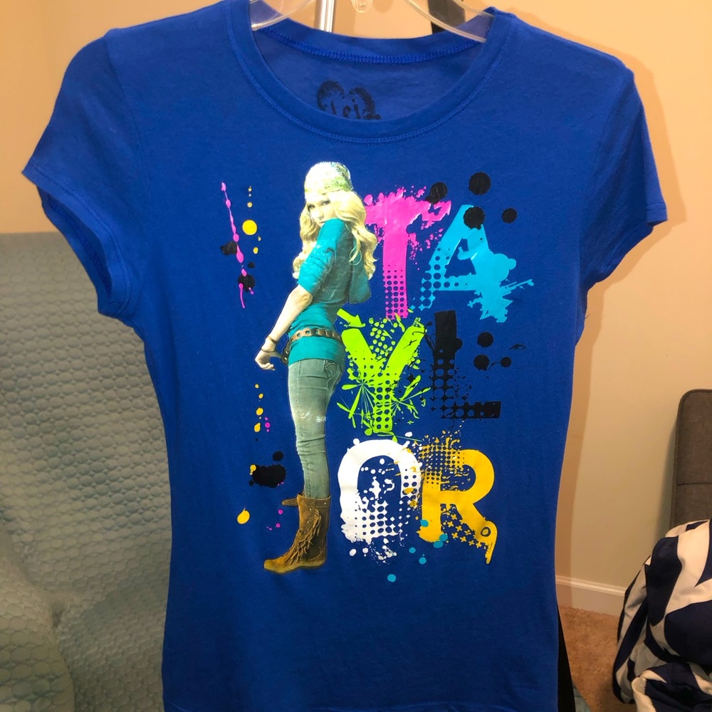 Taylor Swift LEI Blue T-Shirt Junior’s Size 7/9